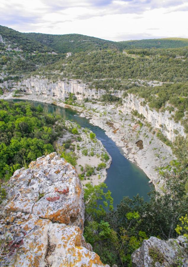 Les Yourtes De Provence Bed and Breakfast Saint-Paulet-de-Caisson Exterior foto